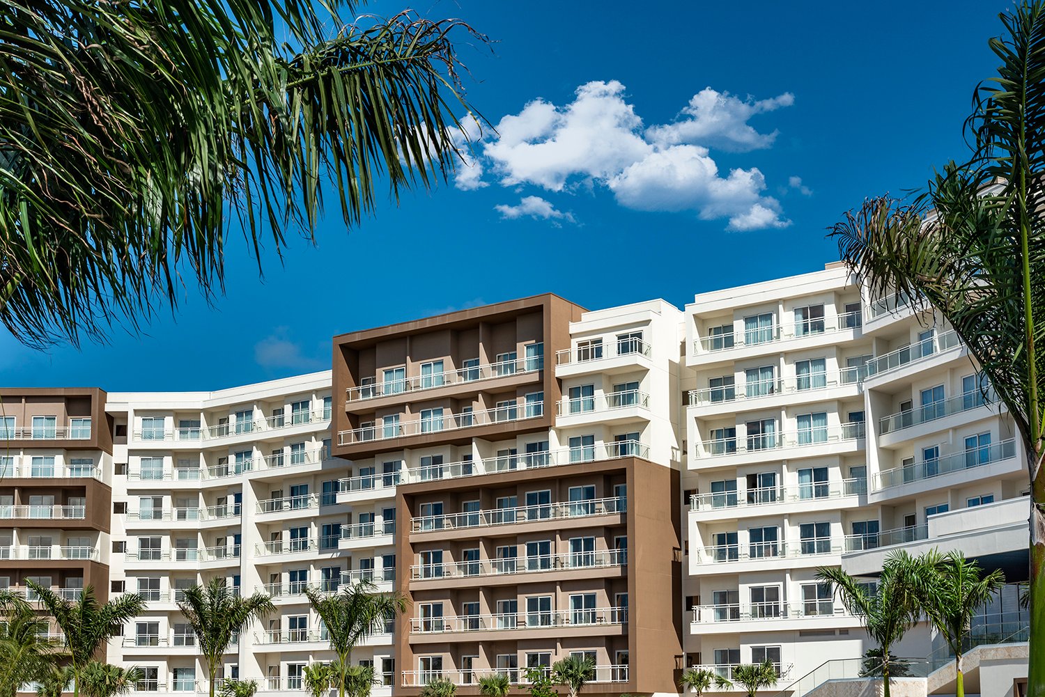 Embassy Suites by Hilton debuts in Aruba Hotel Management(03)